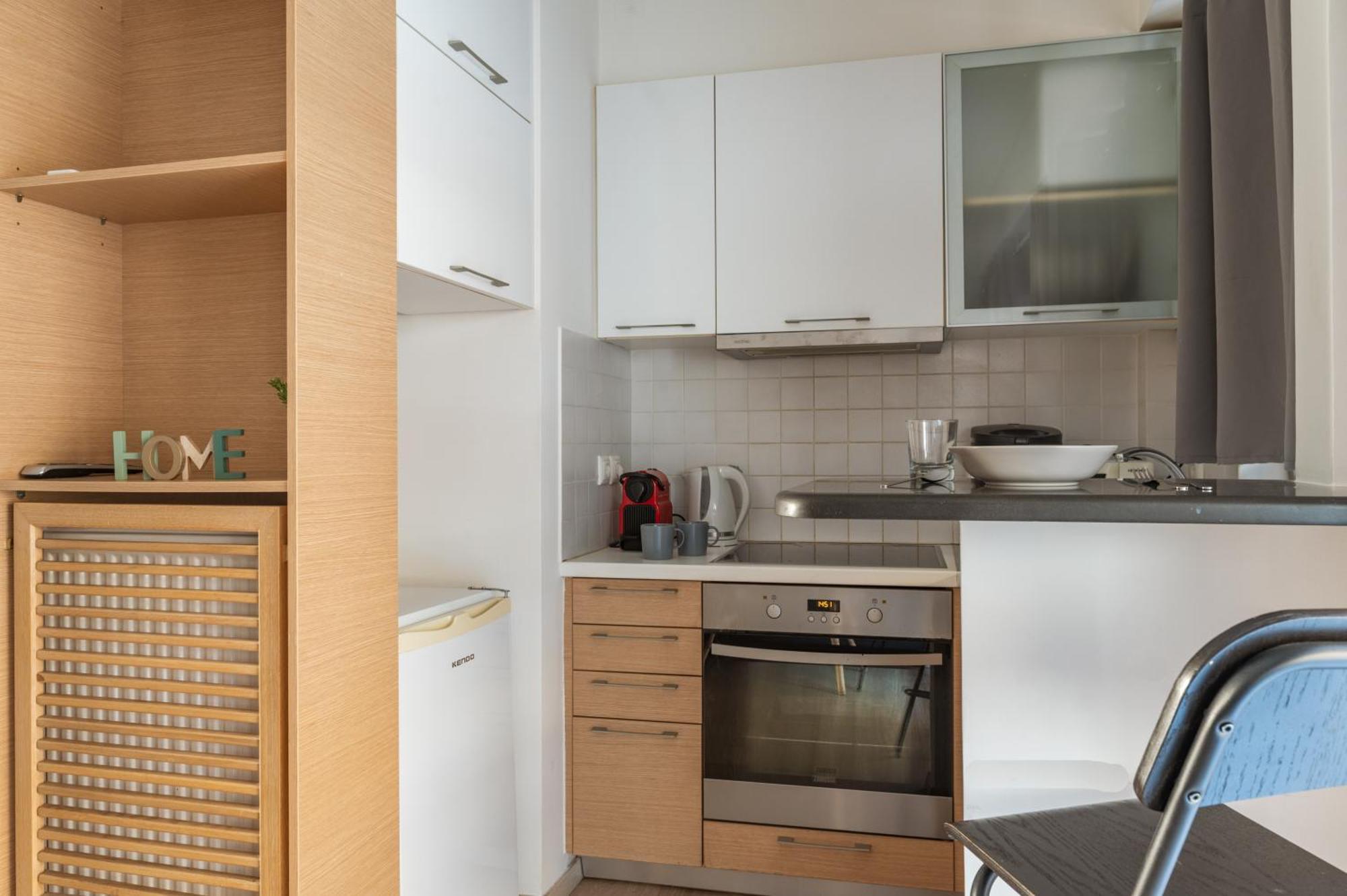 Elvita Apartments Афины Экстерьер фото